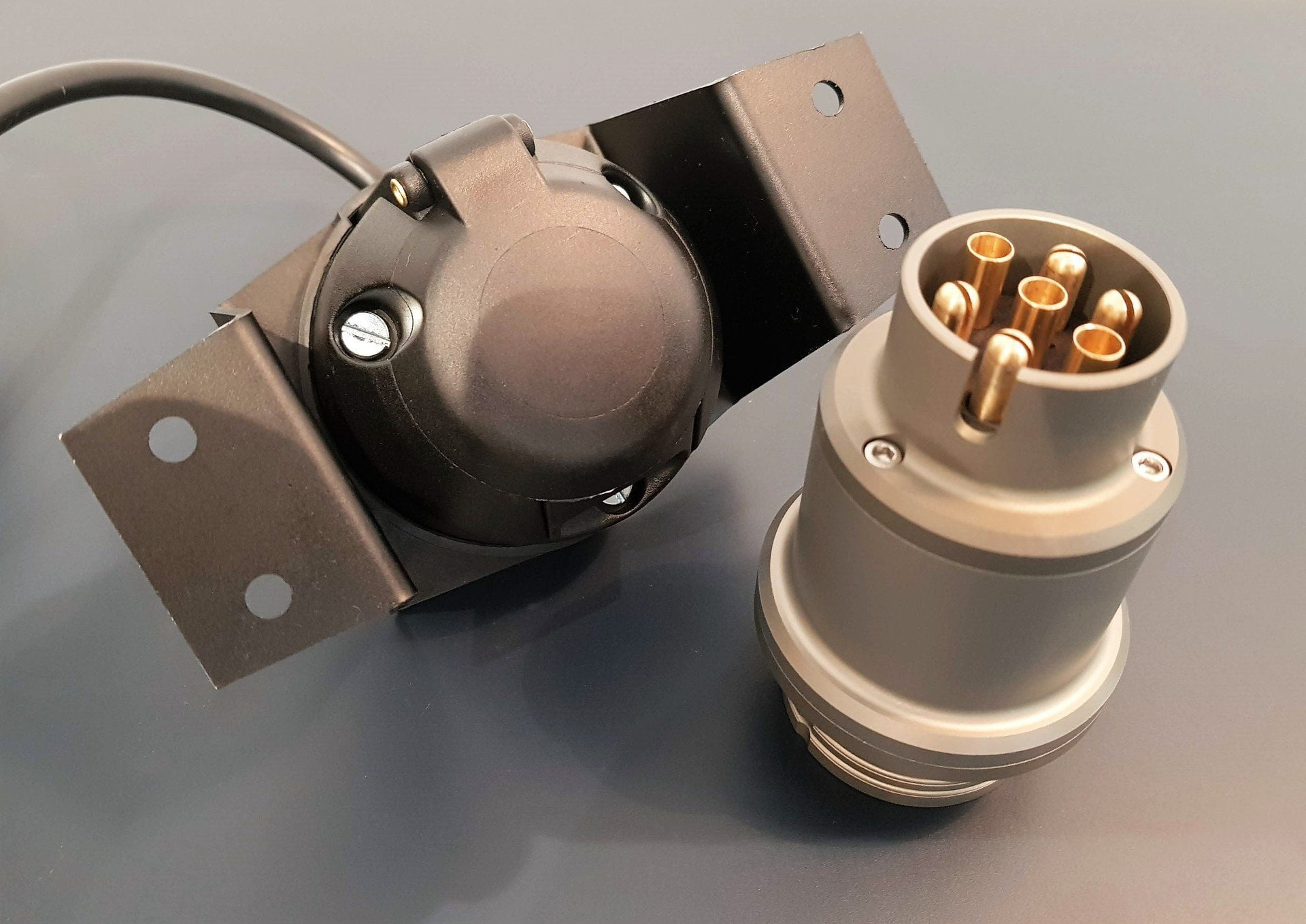 7 Pin to 12 Pin NATO Plug Adapter 101 Parts