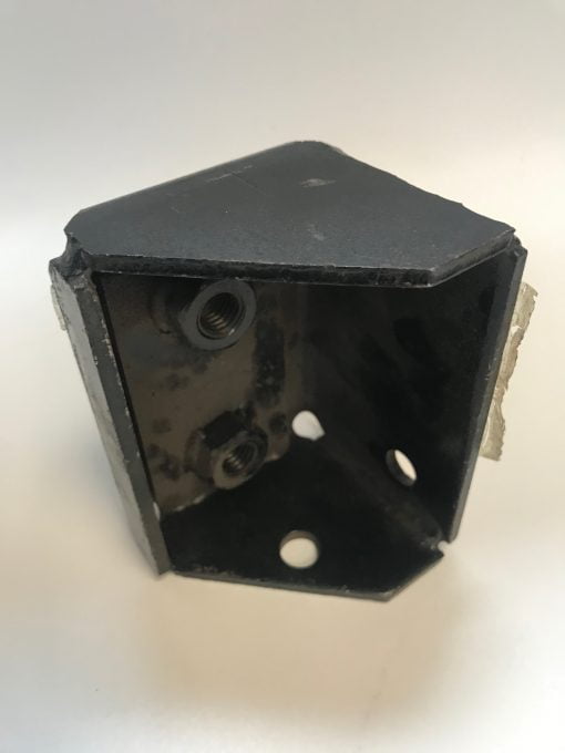 Lifting Eye Bracket and Plate Assembly RH - Image 3
